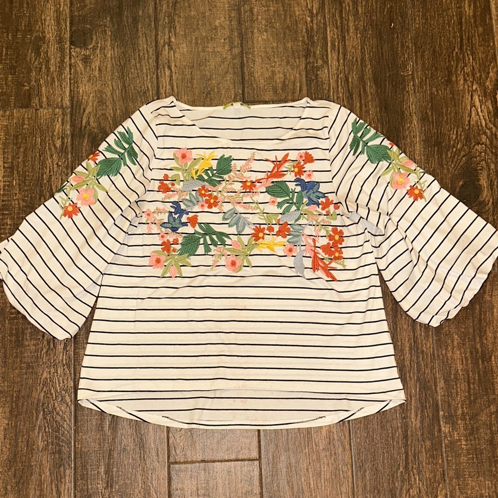 Gianni Bini Floral Embroidered Stripe Top XS Boho Casual Shirt